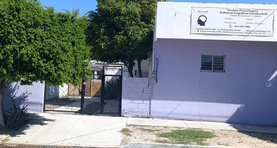 Fachada del consultorio